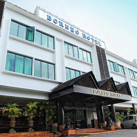 Borneo Hotel Kuching Buitenkant foto